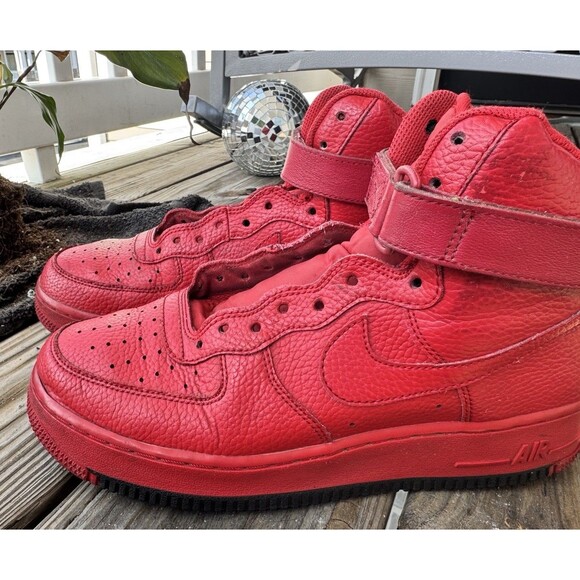 Nike Air Force 1 High University Red Black Size 9 AO2440-600